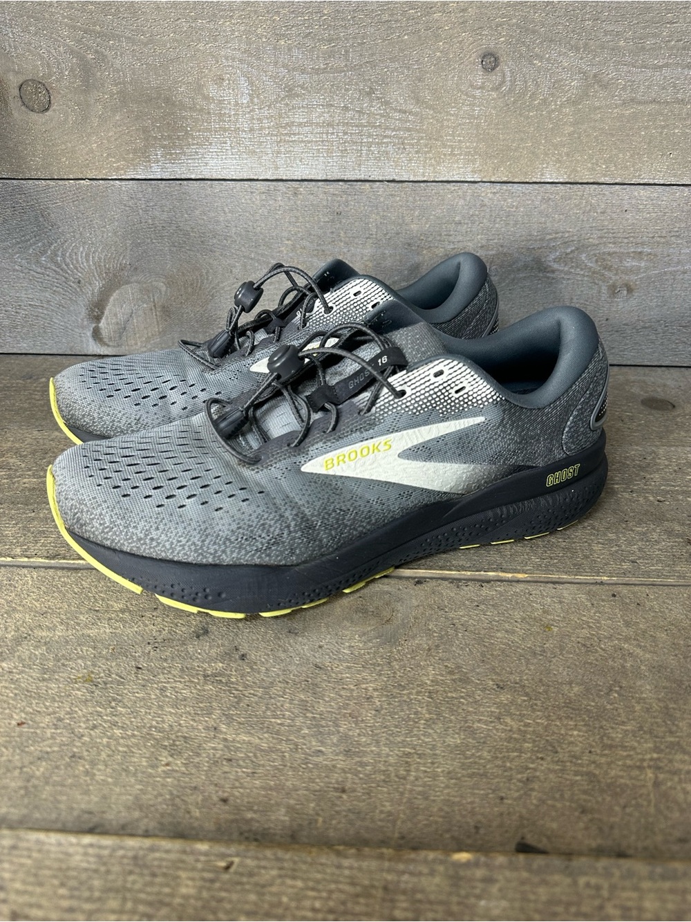 Brooks Ghost 16 Running Shoes Mens Size 10.5 Wide 2E Gray Mesh Sneakers Athletic